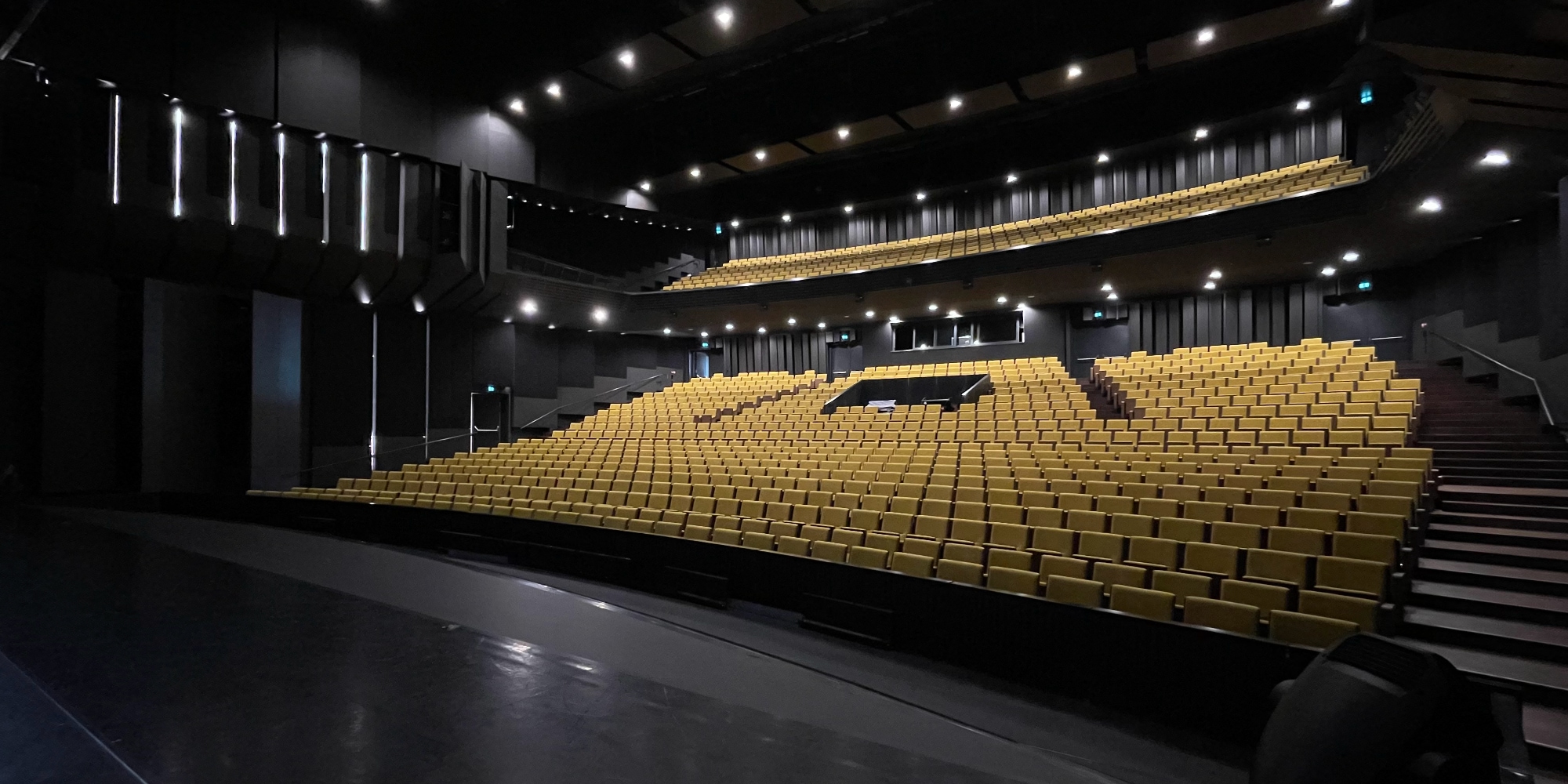 Khani Architecten - AMARE Danszaal