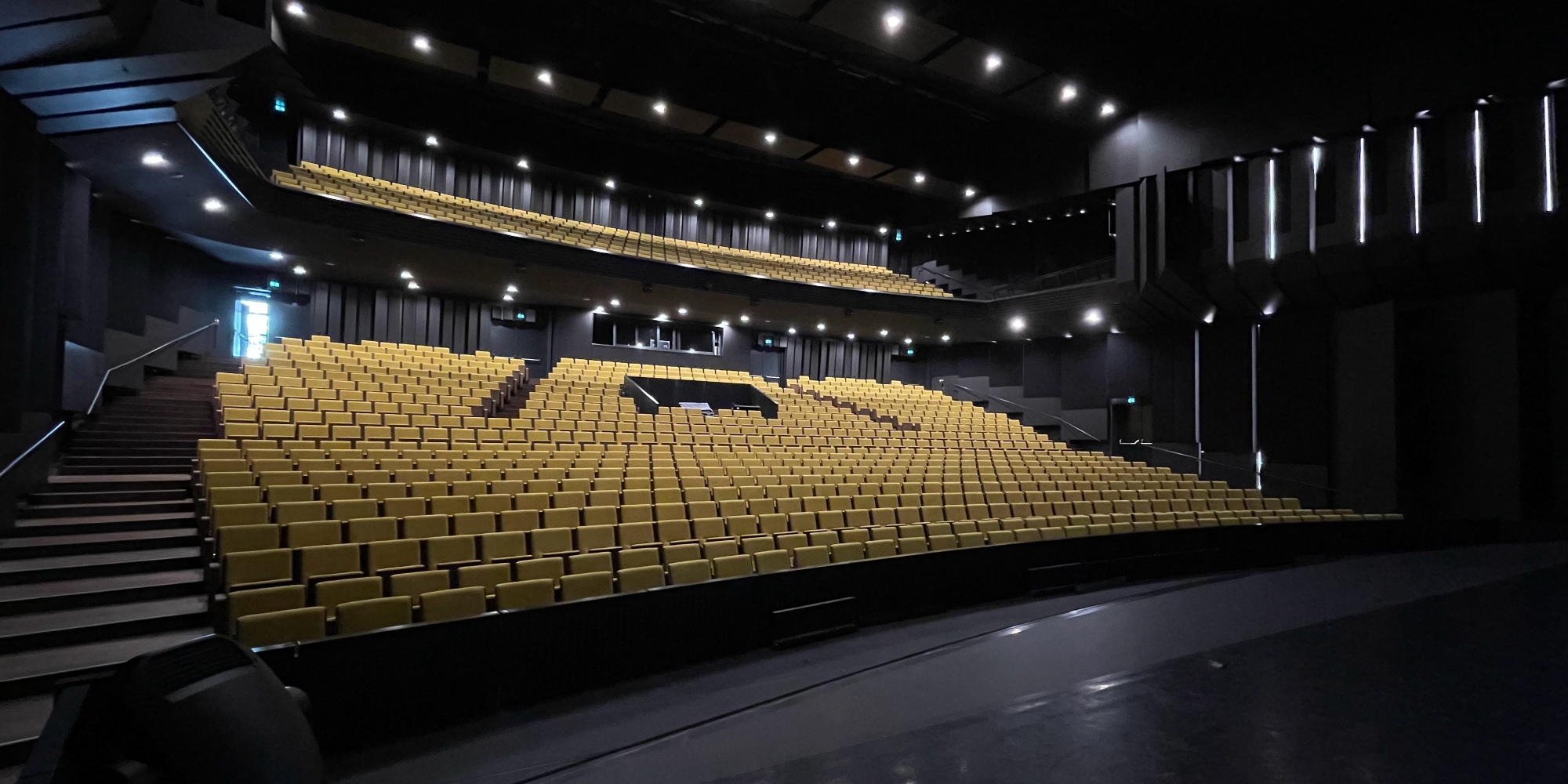 Khani Architecten - AMARE Danszaal