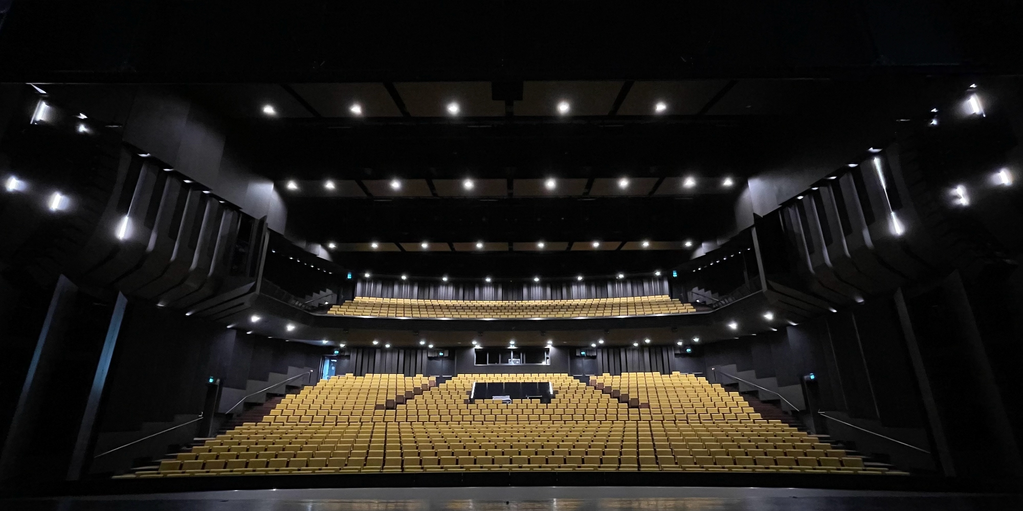 Khani Architecten - AMARE Danszaal